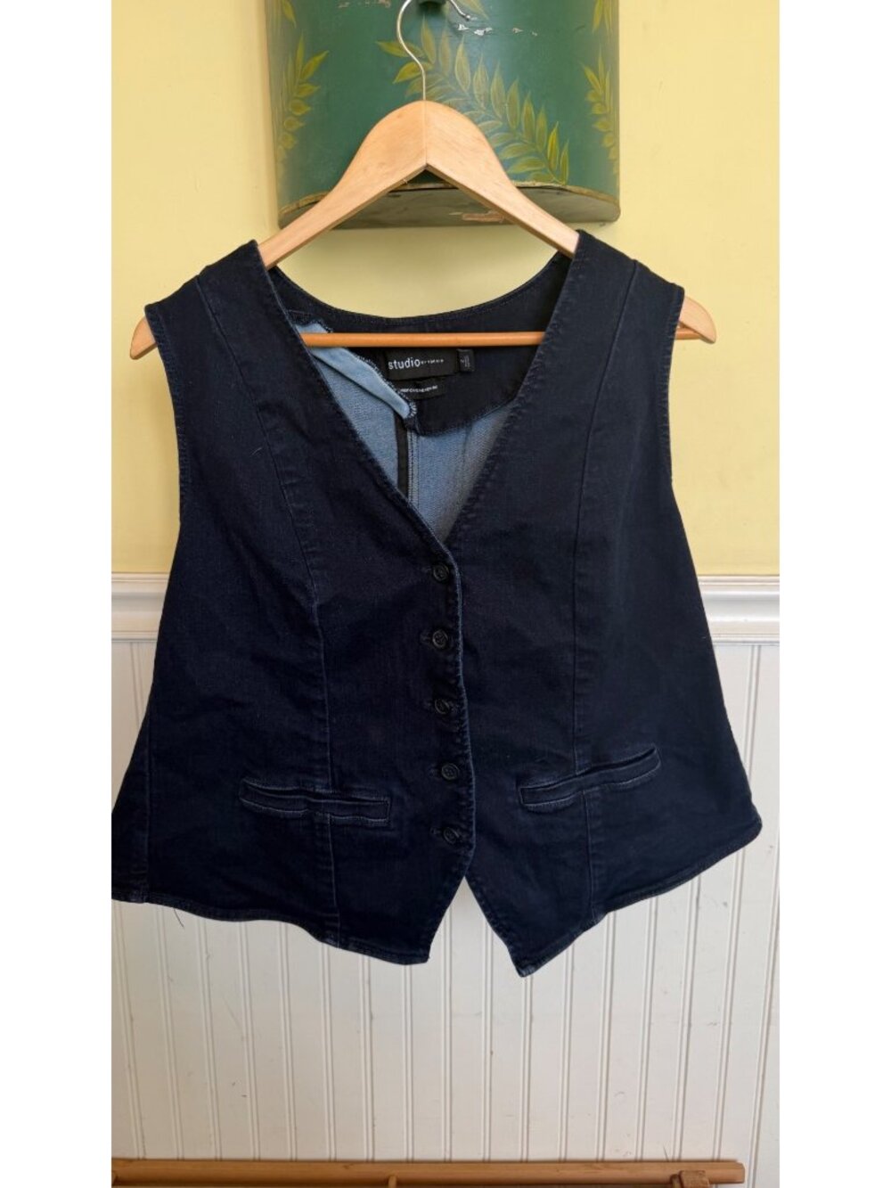 Torrid Studio Works Womens Sleeveless Denim Vest Button Front Pockets Navy Blue